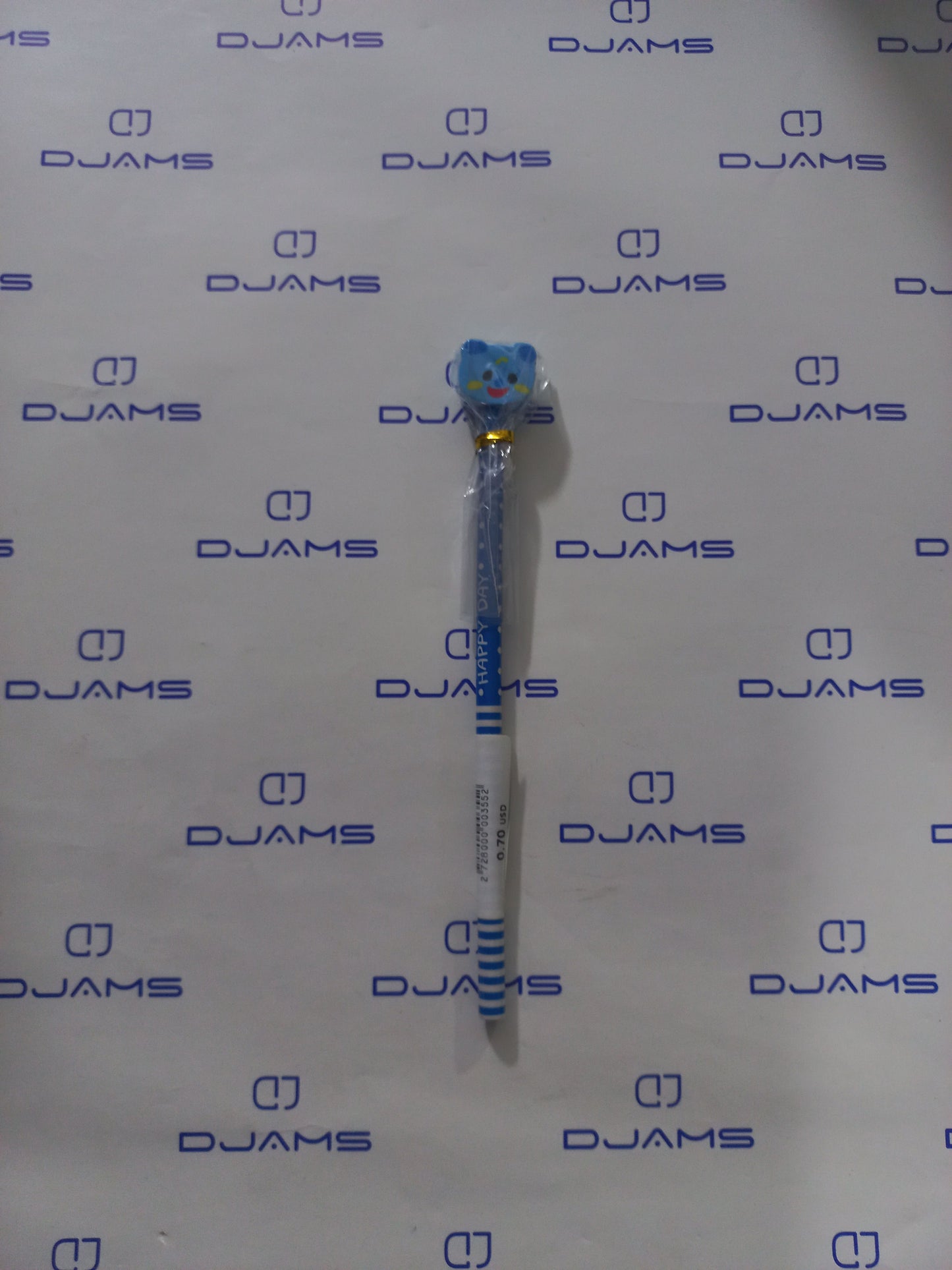 00521 - pencil with eraser